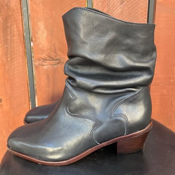 Bird Of Flight Jack Booties Black Leather size 7 NEW - Picture 3 of 6